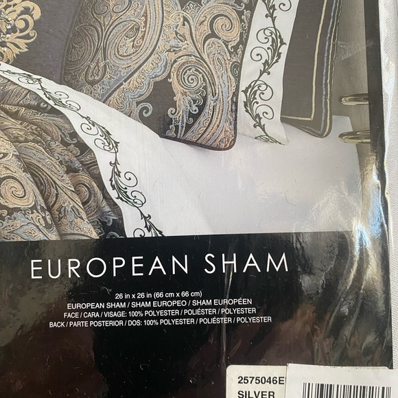 Set 2 J.Queen New York European Sham Lazaro Silver 26x26 - Picture 3 of 5